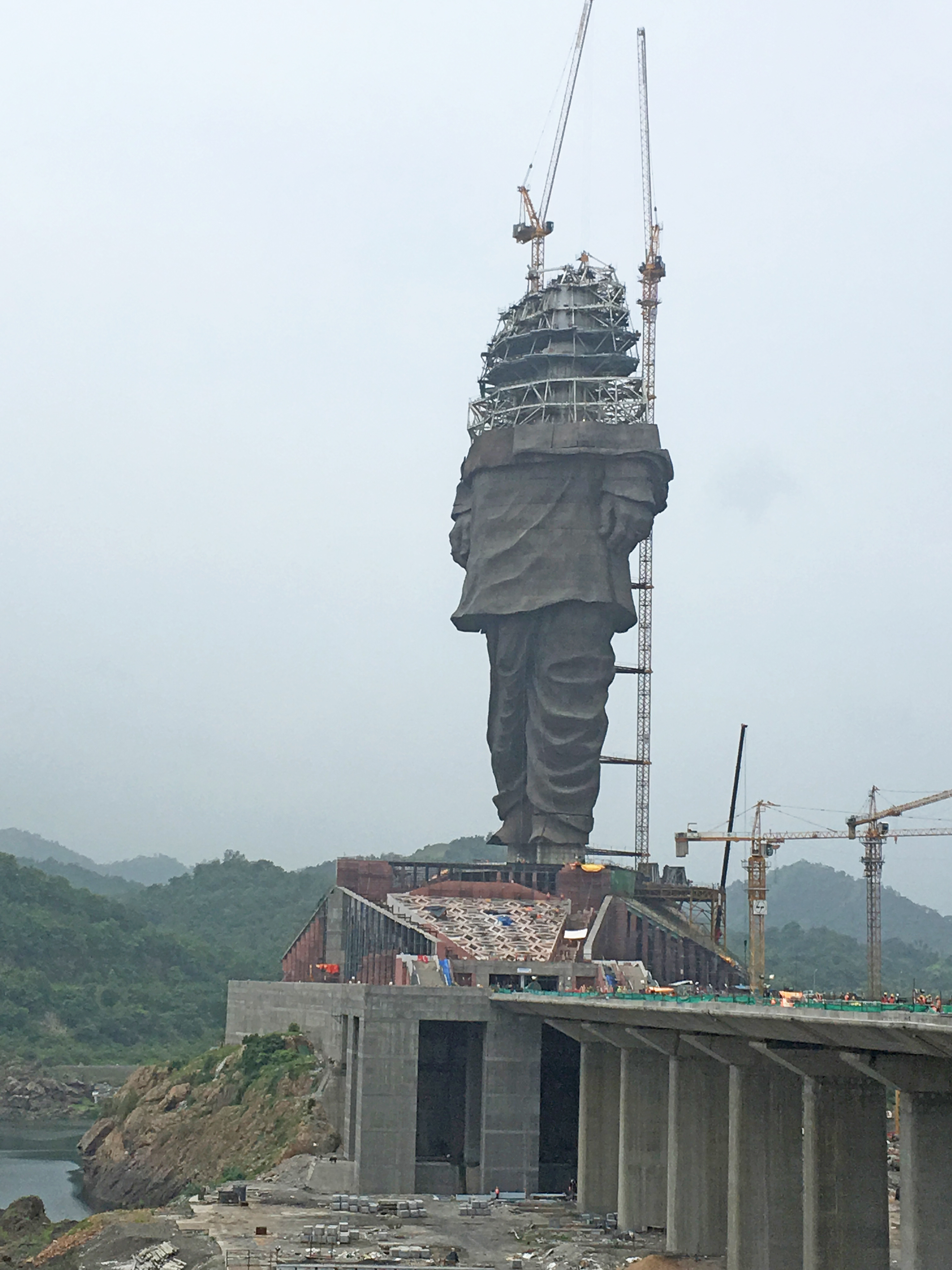 Anchors For The Tallest Statue In The World Fischer Group Of Companies Statue of unity under construction.jpg 1,642 × 1,095; anchors for the tallest statue in the
